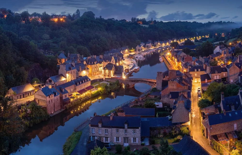 Read more about the article Uncover The Hidden Gems Of France: A Comprehensive Travel Guide
