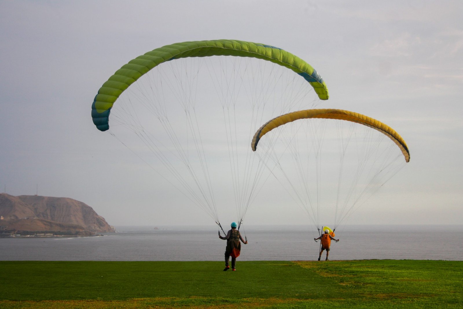 Read more about the article 10 Most Scenic Places To Skydive Around The World