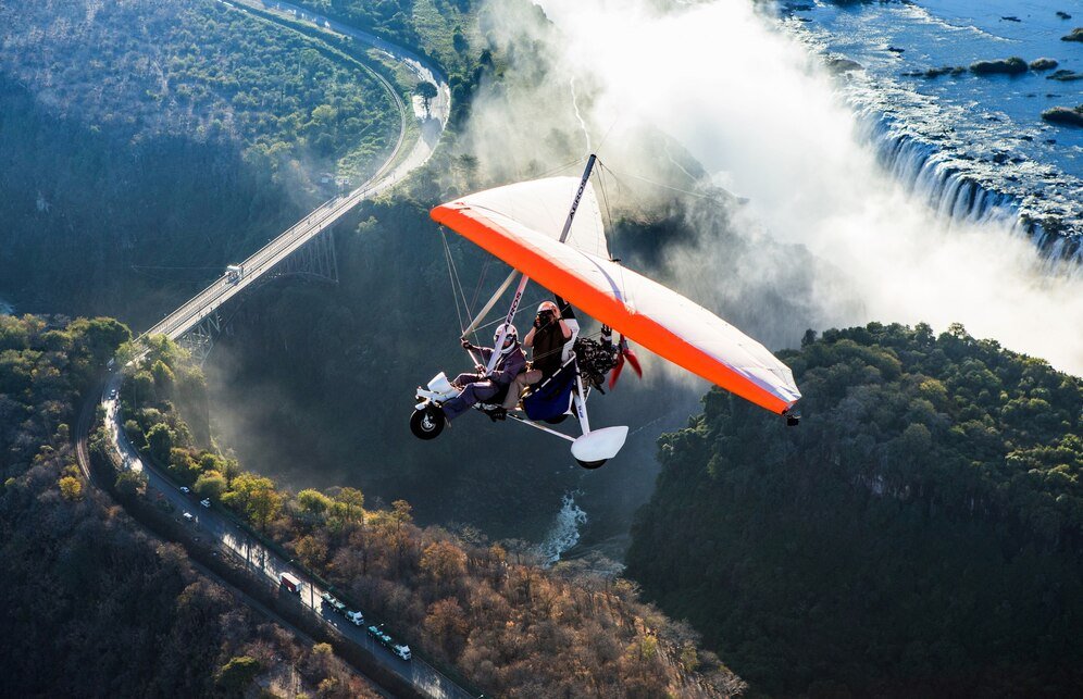 Read more about the article 5 Best Skydiving Spots For Thrill-Seekers